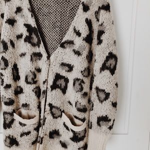 FREE PEOPLE CARDIGAN SWEATER